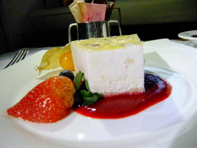DSCF9921 (Medium).JPG